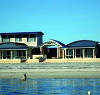 Baird Bay Ocean Eco Apartments - Whitsundays Accommodation