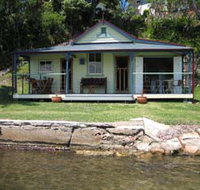 Iona Cottage - Whitsundays Accommodation