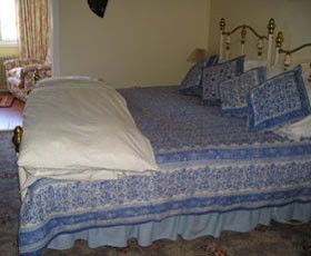 Colleen And Old Sils Farmhouse - Whitsundays Accommodation 0