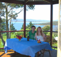 Pomona Spa Cottages - Whitsundays Accommodation