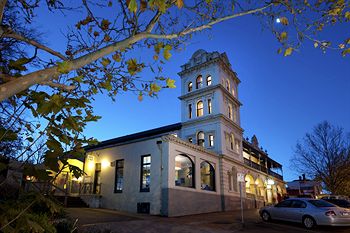 Yarra Valley Grand Hotel - Whitsundays Accommodation 1
