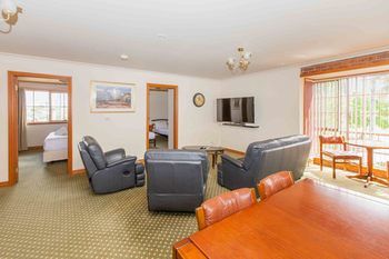 Bell Motel - Whitsundays Accommodation 22