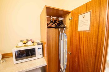 Bell Motel - Whitsundays Accommodation 23