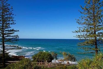 Beach Retreat Coolum - Whitsundays Accommodation 14