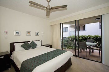 Beach Retreat Coolum - Whitsundays Accommodation 21