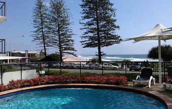 Beach Retreat Coolum - Whitsundays Accommodation 53