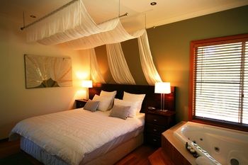 Lake Weyba Cottages Noosa - Whitsundays Accommodation 15
