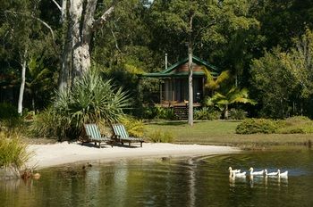Lake Weyba Cottages Noosa - Whitsundays Accommodation 35