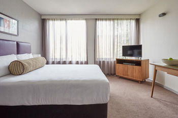 Punthill Davis Avenue - Whitsundays Accommodation 9