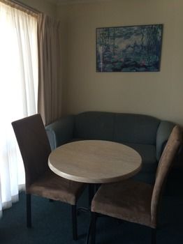 Best Western Sandown Heritage Motel - Whitsundays Accommodation 2