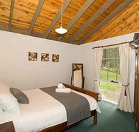 Hill aposNapos Dale Farm Cottages - Whitsundays Accommodation