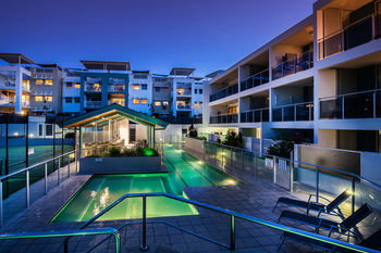 Coolum Seaside - Whitsundays Accommodation 2
