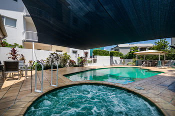 Coolum Seaside - Whitsundays Accommodation 3