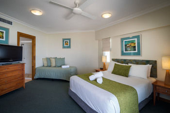 Coolum Seaside - Whitsundays Accommodation 7