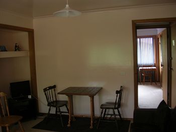 A Camelot Tower & Penthouse - Whitsundays Accommodation 17