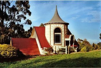 A Camelot Tower & Penthouse - Whitsundays Accommodation 23
