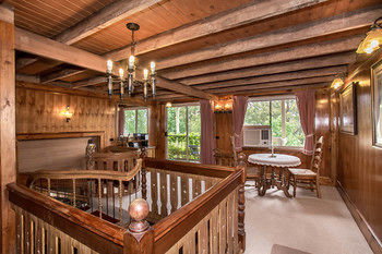 A Camelot Tower & Penthouse - Whitsundays Accommodation 40