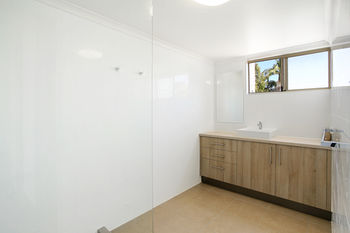 Surf Dance - Whitsundays Accommodation 19