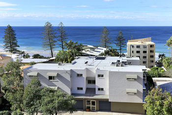 Surf Dance - Whitsundays Accommodation 24