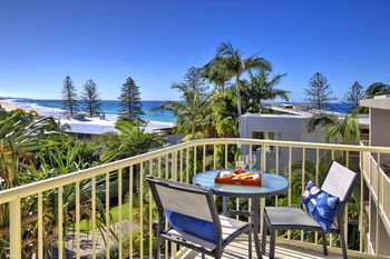 Surf Dance - Whitsundays Accommodation 31