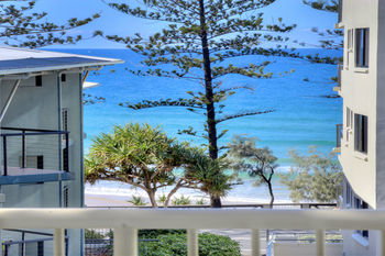 Surf Dance - Whitsundays Accommodation 33