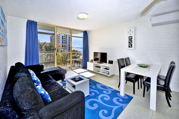 Surf Dance - Whitsundays Accommodation 40