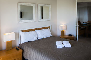 The Point Coolum - Whitsundays Accommodation 21