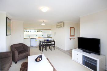 The Point Coolum - Whitsundays Accommodation 38