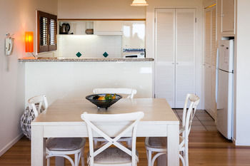 The Point Coolum - Whitsundays Accommodation 90