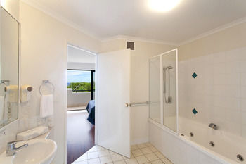 The Point Coolum - Whitsundays Accommodation 92
