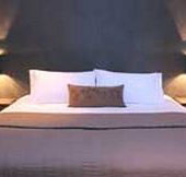 Lilies Luxury Retreats - Whitsundays Accommodation