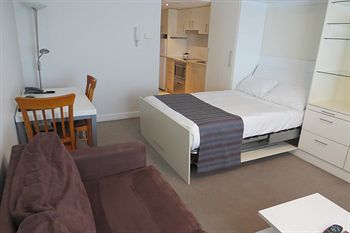Waldorf Pennant Hills Apartment Hotel - Whitsundays Accommodation 0