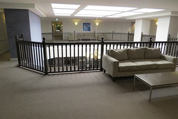 Waldorf Pennant Hills Apartment Hotel - Whitsundays Accommodation 1