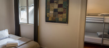 Cambridge Lodge - Hostel/Backpacker - Whitsundays Accommodation 30