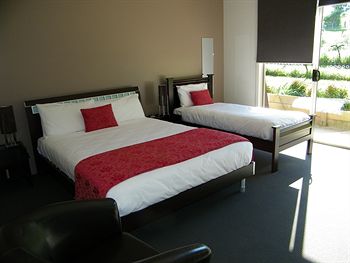 De'Vine Escape - Whitsundays Accommodation 2