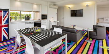 ADGE Boutique Apartment Hotel - Whitsundays Accommodation 7