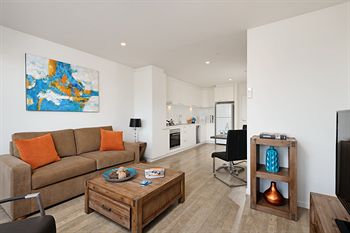 Apartments @ IKON Glen Waverley - Whitsundays Accommodation 8