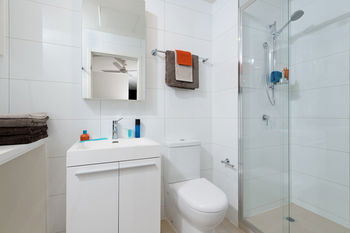 Apartments @ IKON Glen Waverley - Whitsundays Accommodation 9