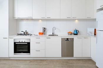 Apartments @ IKON Glen Waverley - Whitsundays Accommodation 12
