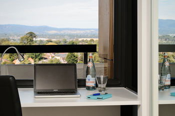 Apartments @ IKON Glen Waverley - Whitsundays Accommodation 15
