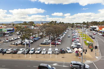 Apartments @ IKON Glen Waverley - Whitsundays Accommodation 23