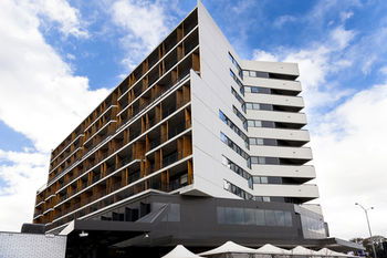 Apartments @ IKON Glen Waverley - Whitsundays Accommodation 24
