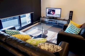 Aura On Flinders Serviced Apartments - Whitsundays Accommodation 23