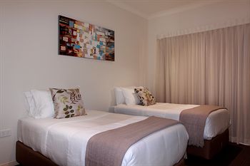 H Boutique Hotel - Whitsundays Accommodation 5