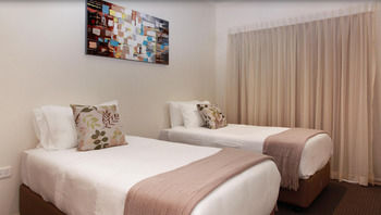 H Boutique Hotel - Whitsundays Accommodation 15