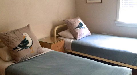 Guesthouse 83 - Whitsundays Accommodation 2