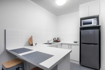 Best Western Fawkner Suites & Serviced Apartments - Whitsundays Accommodation 49