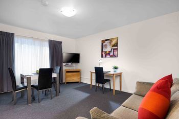Best Western Fawkner Suites & Serviced Apartments - Whitsundays Accommodation 68