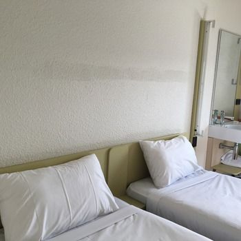 Ibis Budget Fawkner - Whitsundays Accommodation 10