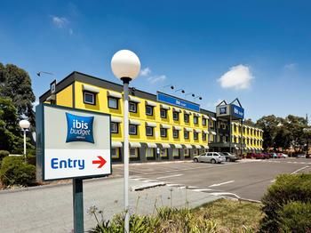 Ibis Budget Fawkner - Whitsundays Accommodation 25